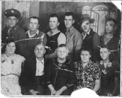 Frank Thorn family 1940s
